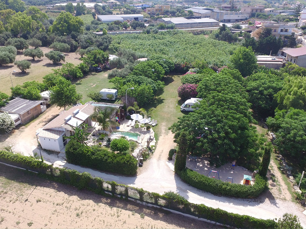 flintstones-park-camping