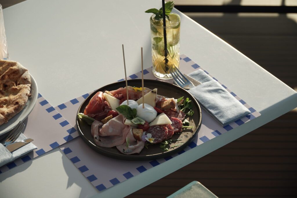 WhatsApp Image 2025-12-15 at 08.51.31