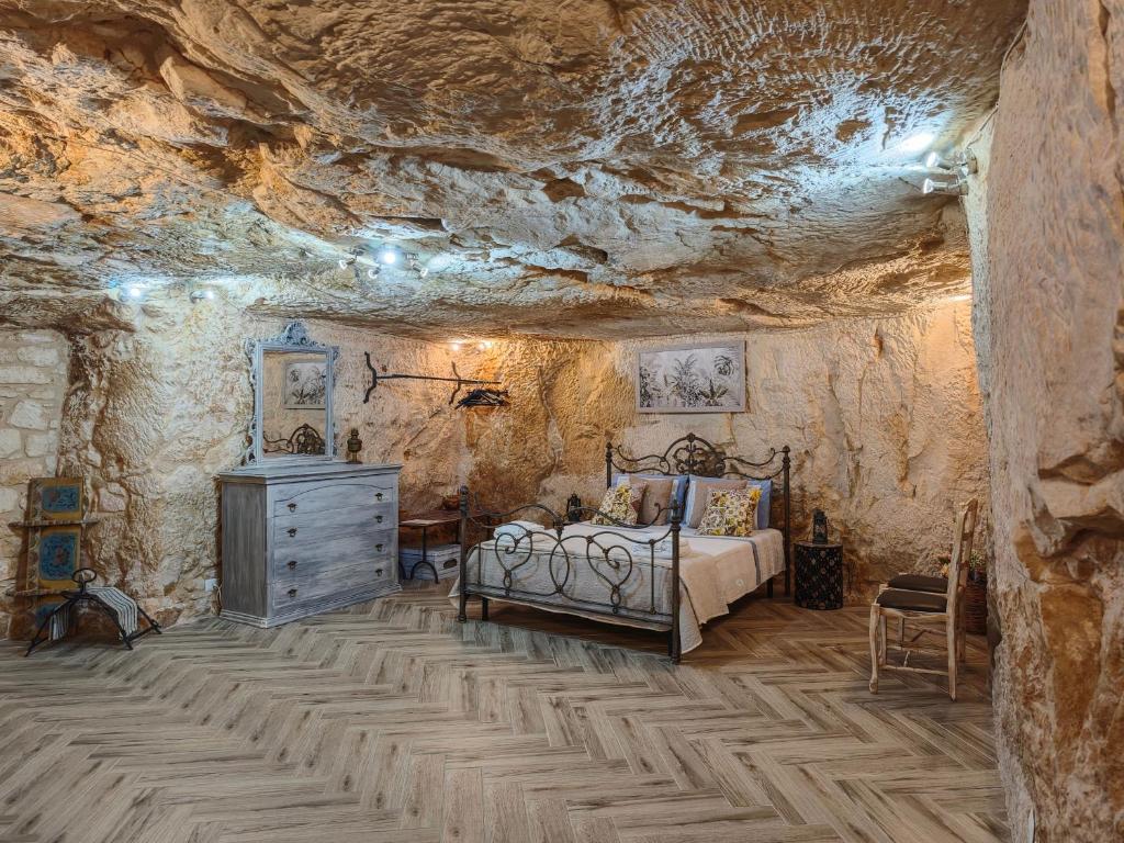 PetraBarocca_Grotta1-1